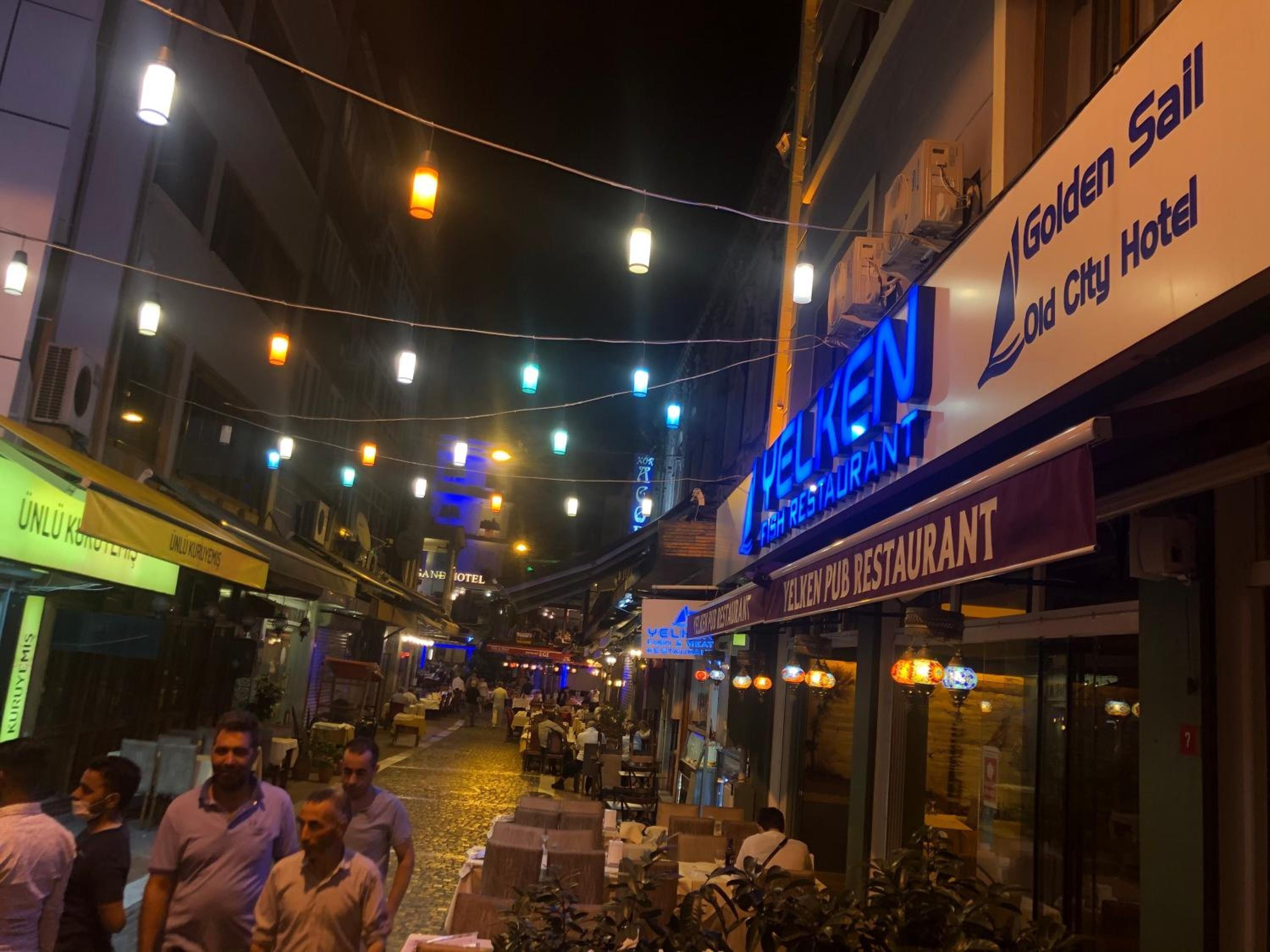 Golden Sail Hotel Old City — Photos 3